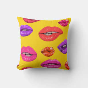 Seamless pattern in the 80's style, coloured glamo throw pillow