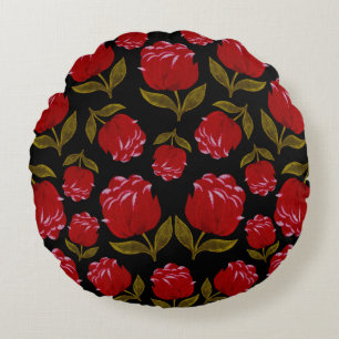 Seamless pattern of red roses on black background round pillow