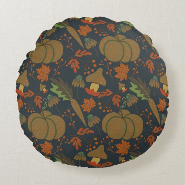 Seamless pattern Pumpkin & carrot dark background Round Pillow (Front)