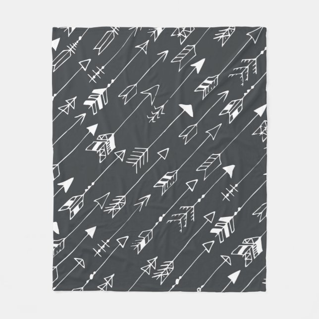 Seamless pattern with arrows on a black background fleece blanket (Front)