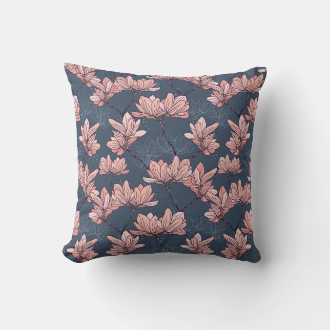 Seamless pattern with beautiful magnolia flowers i throw pillow (Front)