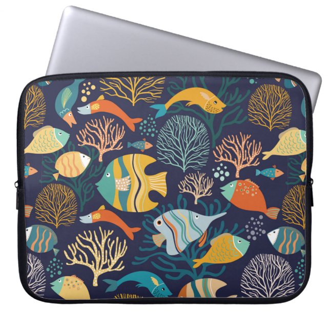 Seamless pattern with colourful fish and aquatic p laptop sleeve (Front)