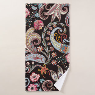 Seamless pattern with colourful paisley floral bath towel
