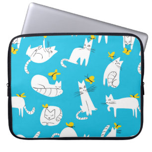 Seamless pattern with funny cats playing with butt laptop sleeve
