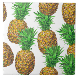 Seamless pattern with pineapples tile