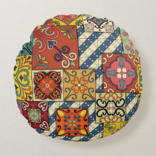 Seamless pattern with portuguese tiles in talavera round pillow