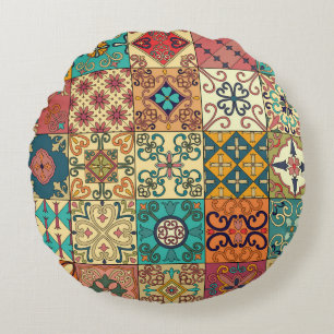 Seamless pattern with portuguese tiles in talavera round pillow
