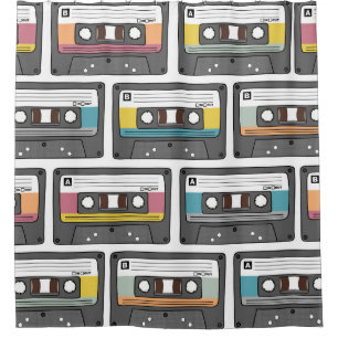 Seamless pattern with retro cassette tapes in dood