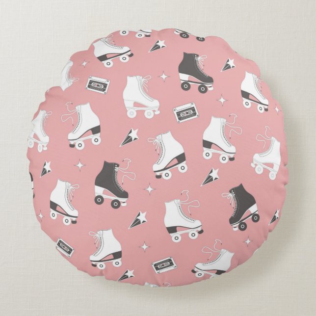 Seamless pattern with roller skates and cassette t round pillow (Front)