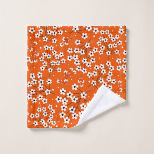 Seamless pattern with white small flowers wash cloth