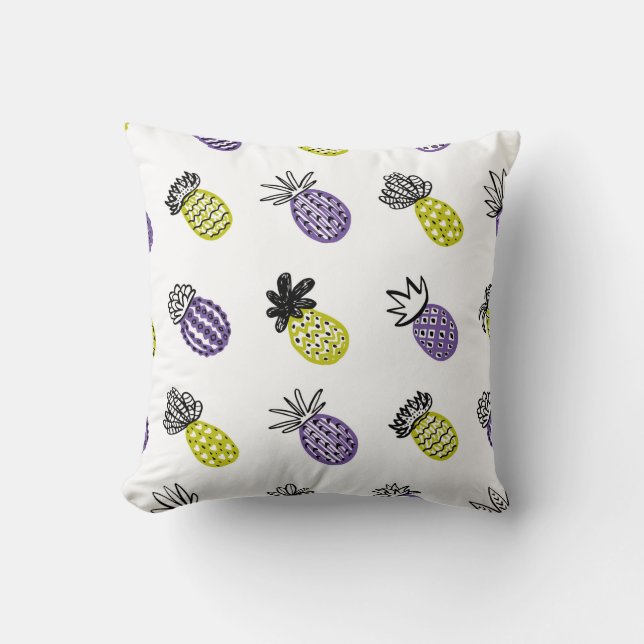 Seamless pineapple pattern throw pillow (Front)
