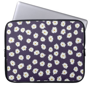 Seamless plant pattern. Small cute flowers of dais Laptop Sleeve