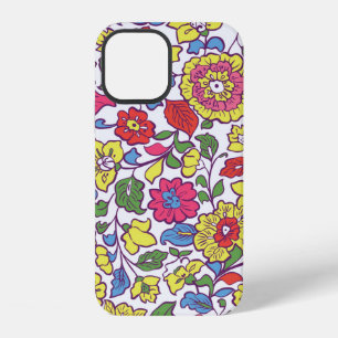 Seamless Texture with Flowers and Leaf. Floral Pat iPhone 12 Case