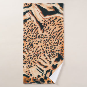 Seamless tiger, leopard and jaguar. Seamless textu Bath Towel