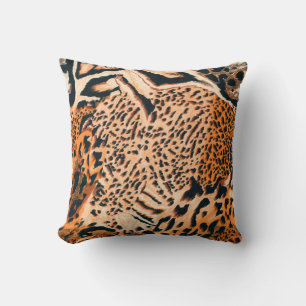 Seamless tiger, leopard and jaguar. Seamless textu Throw Pillow