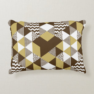 Seamless triangle: geometric gold fashion. accent pillow