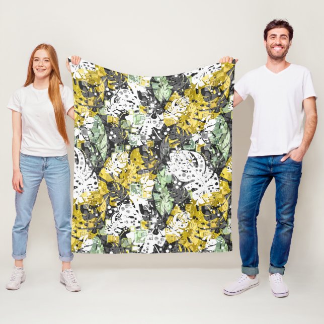 Seamless tropical jungle exotic leaves abstract bl fleece blanket (In Situ)