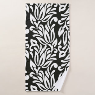 Seamless vintage black and white textile floral pa bath towel