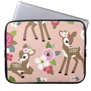 Seamless vintage pattern with cute vintage fawn on laptop sleeve