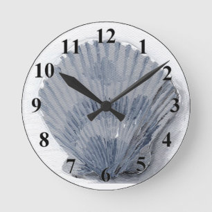 Seashell Round Clock