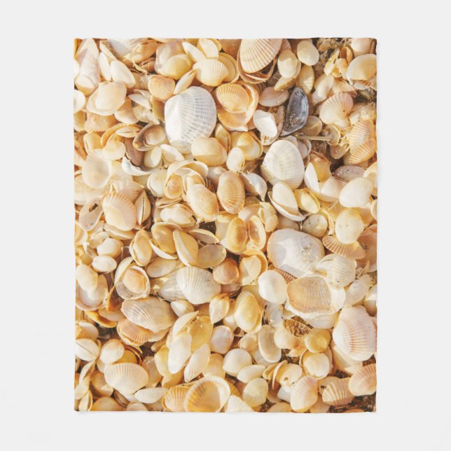 Seashell textured summer beach background. fleece blanket (Front)