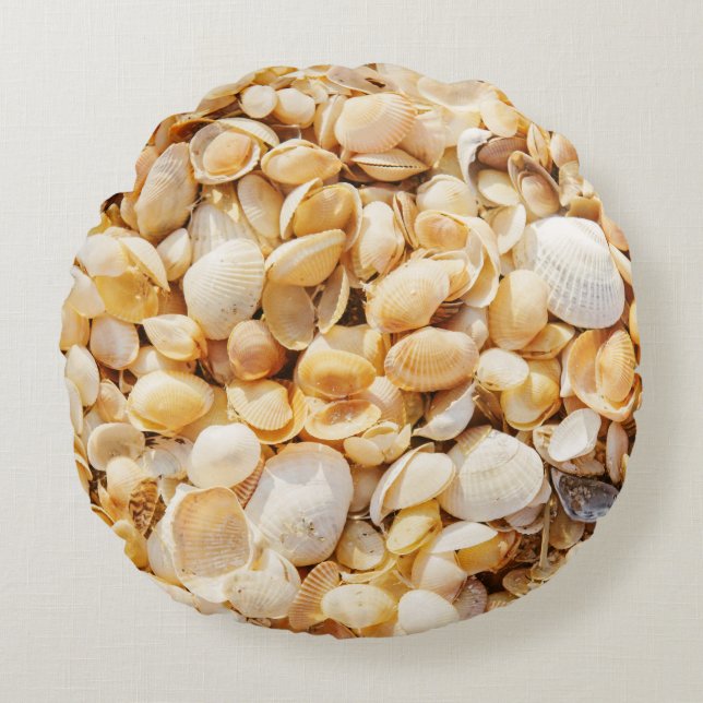 Seashell textured summer beach background. round pillow (Front)