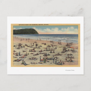 Seaside, Oregon - Bathing in Suft and Sunshine Postcard