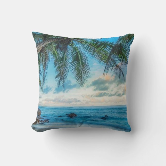 Seaside  throw pillow (Front)