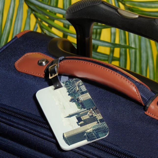 Seattle Skyline Luggage Tag (Front Insitu 1)