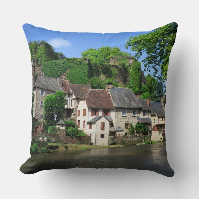 Segur-le-Château dans le coussin de la France (Recto)