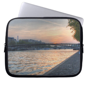 Seine sunset laptop sleeve