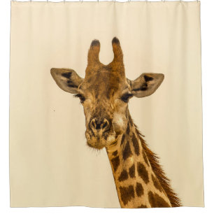 SELECTIVE FOCUS PHOTOGRAPHY OF GIRAFFE