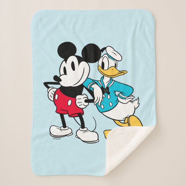 Sensational 6  | Mickey Mouse & Donald Duck Sherpa Blanket (Front)