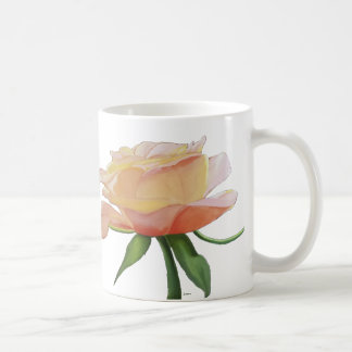 Sentir la tasse de classique de roses