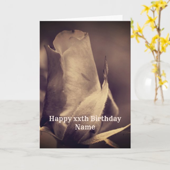 Sepia Rosebud Carte d'anniversaire personnalisée (Fleur jaune)