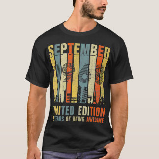 September 1968 Vintage Funny 52nd Birthday Gift T-Shirt