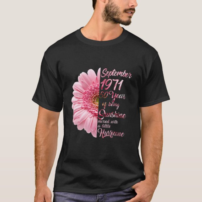 September Girl 1971 T 50 Years Old 50Th Birthday T-Shirt (Front)