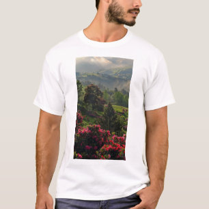 Serene Mountain Spring Nature Scène T-Shirt