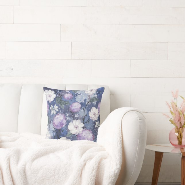 serene throw pillow (Couch)