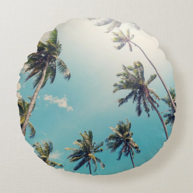 Serenity Tropical Beach Landscape Round Pillow (Front)