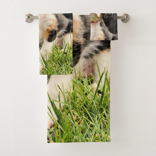 Serious Bath Towel Set (Insitu)