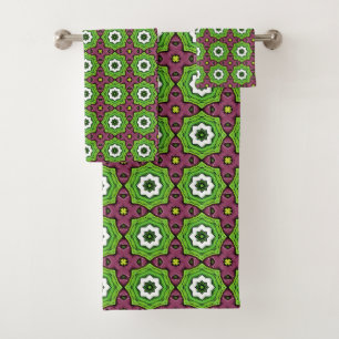 Serviette à motif géométrique vert, violet et blan