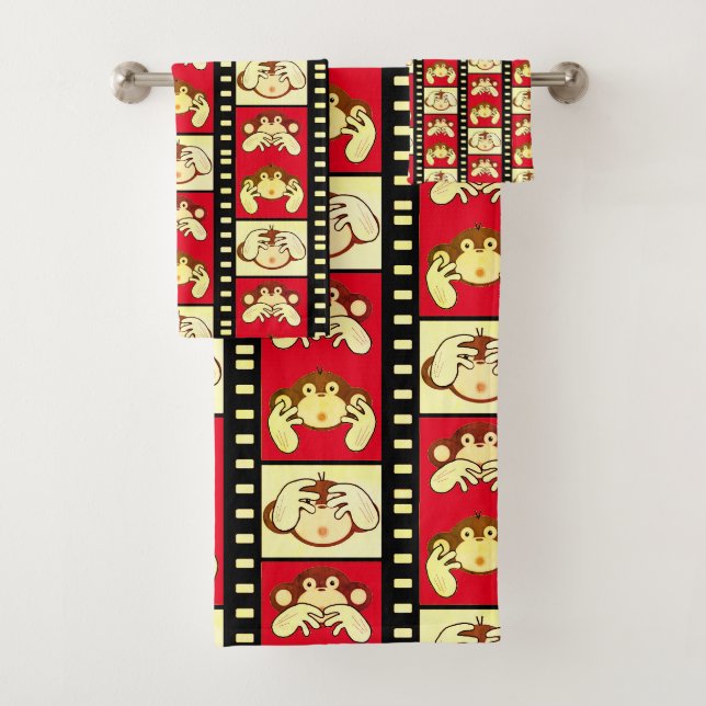 Serviette de bain 3 singes ensemble (En situation)