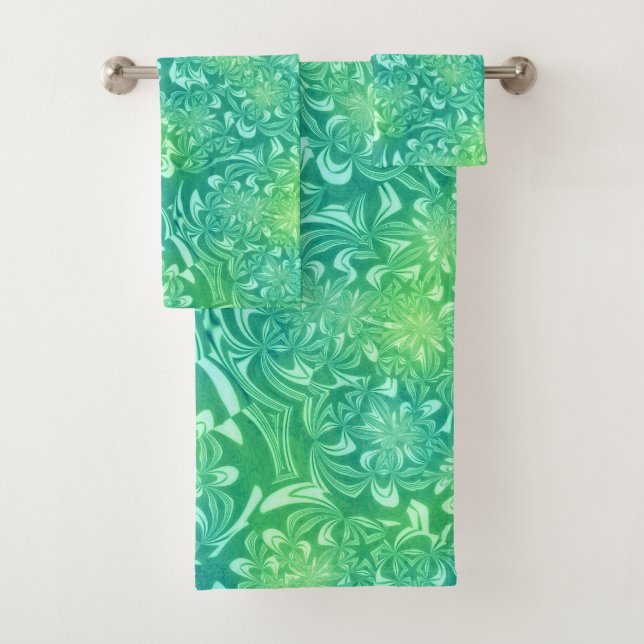 serviette de bain en batik vert (En situation)