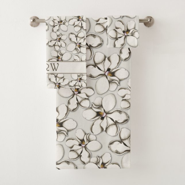 Serviette de bain gris neutre en fleurs de Magnoli (En situation)