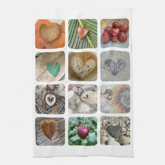 Serviette de cuisine avec une douzaine de coeurs -