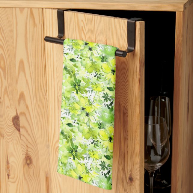 Serviette de cuisine fleurie (Pliage en tiers)