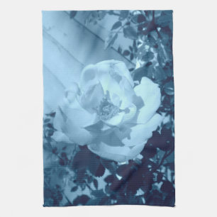 Serviette de cuisine Rose à teint bleu