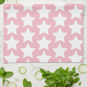 Serviette de cuisine rose et blanche poussiéreuse