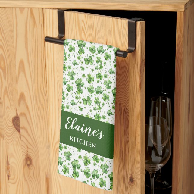 Serviette de cuisine Shamrock verte personnalisée  (Pliage en tiers)
